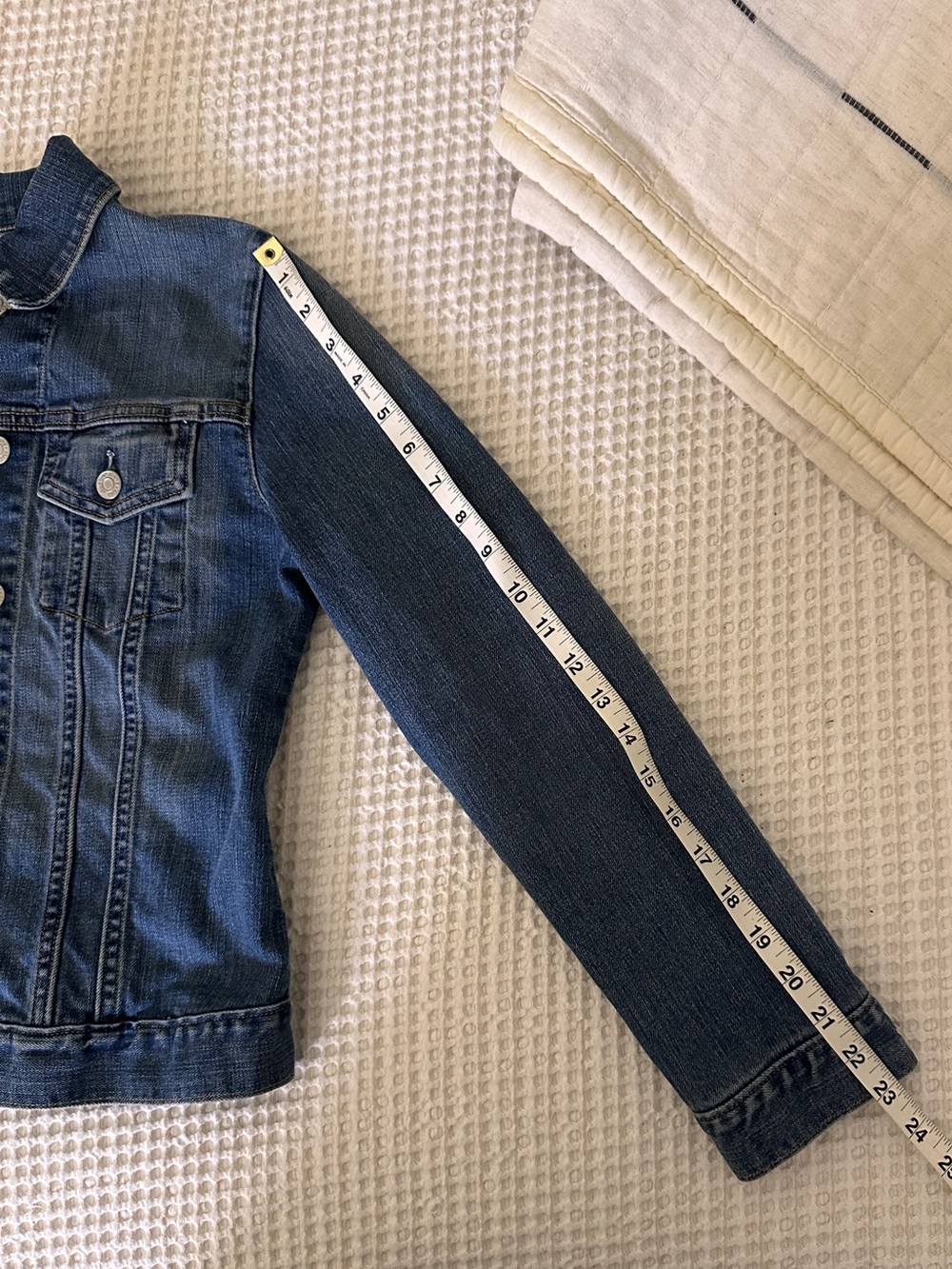 GAP Vintage Denim Jacket - Picture 7 of 9